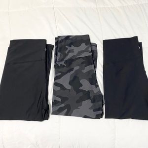 Old Navy active maternity full panel crop leggings black camo women’s size large